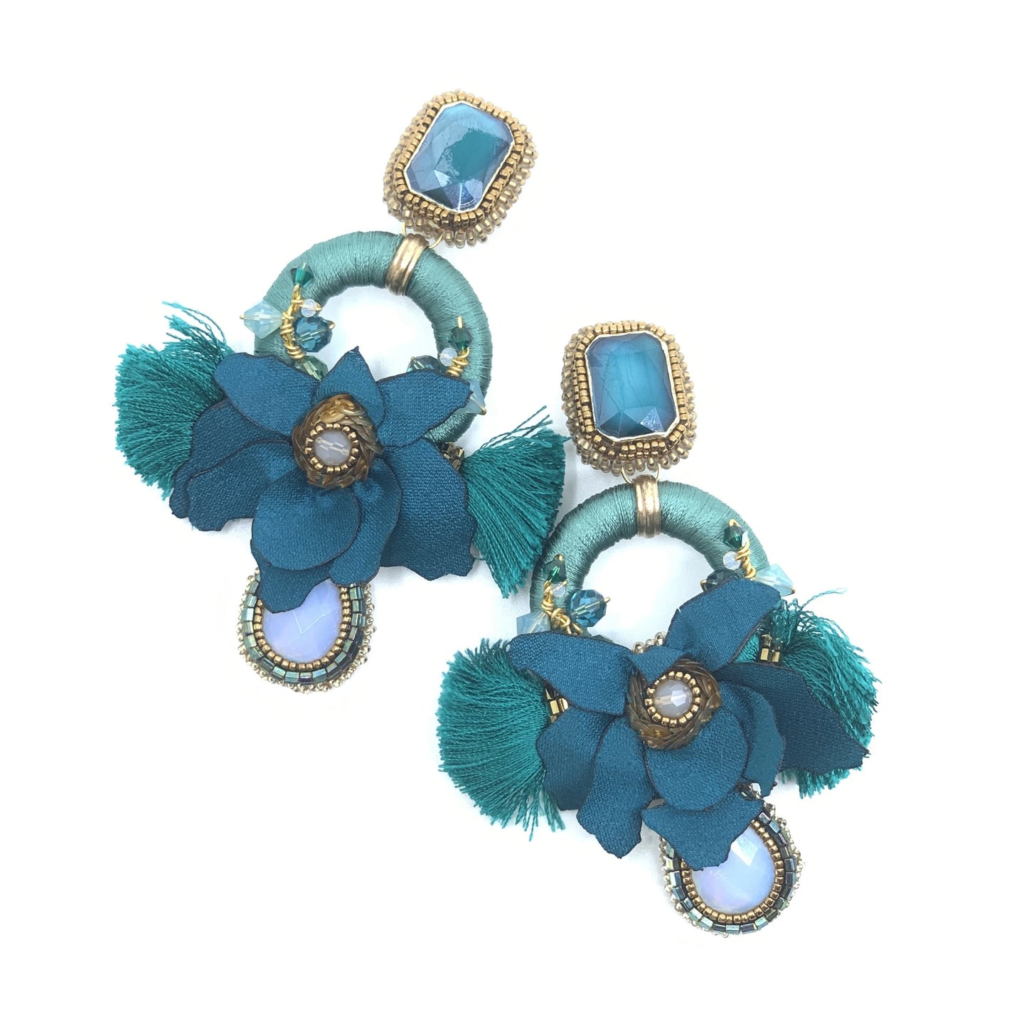 Halo riche clip earrings