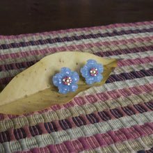 Load image into Gallery viewer, Carved aquamarine earrings